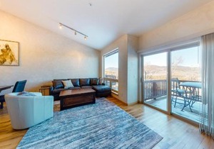 Prospector Village 105C