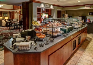Queen Cherry Creek Suite | Pool, Hot Tub + Gym