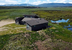 Red Hawk Ranch Unit 1, 15 minutes to Winter Park Resort and Granby Ranch.