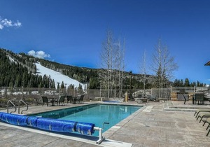 Red Hawk Townhomes 2352