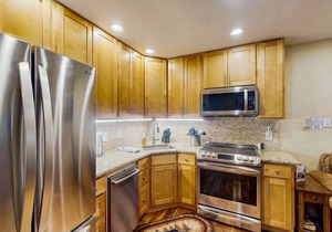 Renovated water-view retreat with hot tub & heated pool