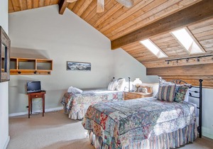Ridgepoint Townhomes by East West Hospitality