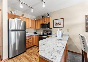 River Run Condo w/Scenic Mountains Views; Steps from Gondola, Shops & Dining