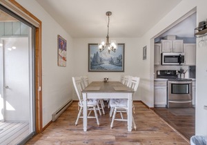 Riverside condo near Winter Park-large private deck
