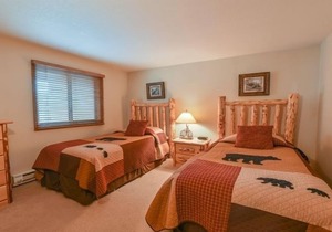 Rustic 5th-Floor Condo with Private Balcony & Wood Fireplace by RedAwning