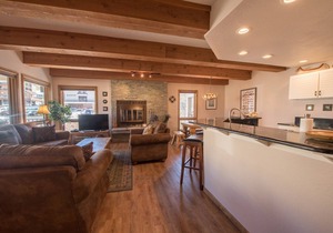 Rustic-Contemporary 3Br With Great Views! by RedAwning