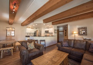 Rustic-Contemporary 3Br With Great Views! by RedAwning