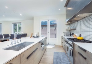 SAN JUAN 104- Modern New Telluride Condo with Central Location