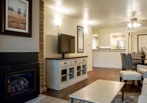 Sandstone Creek Club Condominiums