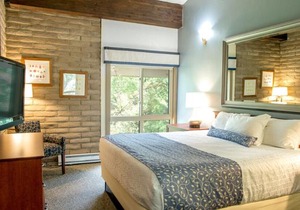 Sandstone Creek Club Condominiums