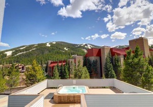 SB206 Snowbridge 2Br 2Ba condo