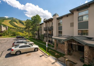Ski-In/-Out Condo w/Vaulted Ceilings and Mt Charm!