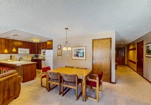 Ski-in/out condo with pool, hot tub & gas fireplace - walk to Snowflake Lift