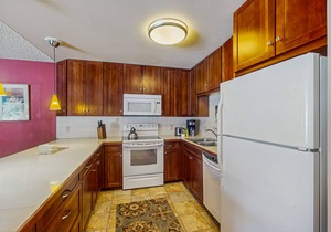 Ski-in/out condo with pool, hot tub & gas fireplace - walk to Snowflake Lift