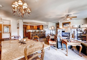 Ski-in/out mountain condo with W/D, free WiFi, pool, & hot tub