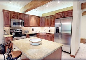 Ski-in ski-out 3 bedroom condo with private patio, hot tub & heated pool