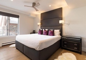 ***SKI IN/SKI OUT, BRAND NEW! MCCOY PEAK! VIEWS! HOT TUBS!