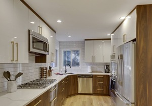 Slopeside River Front Luxury Chalet I HotTub I Firepit I Views I Best Price I Discounted Attractions