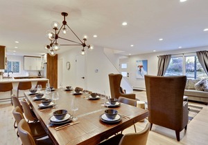 Slopeside River Front Luxury Chalet I HotTub I Firepit I Views I Best Price I Discounted Attractions