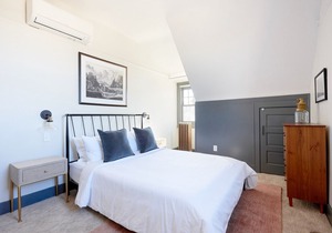 Sonder | The Essex | Cozy 2BR + Workspace