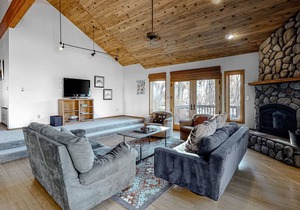 Spacious Guest House on the River w/Mountain Views, River Access, and Balcony