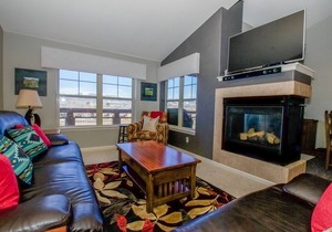 Spacious waterfront home with views and location