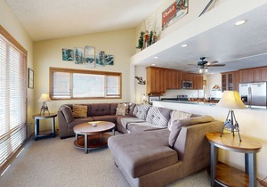 Spectacular Mountain Condo + Loft w/Private Hot Tub, Free WiFi, Shared Pool, W/D
