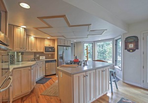Steamboat Springs Home w/Hot Tub + Mtn Views
