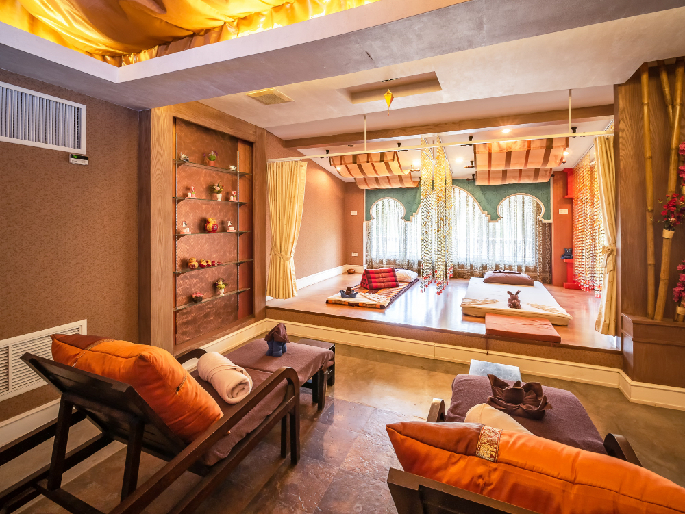Stunning City Park Mansion Sleeps 16!