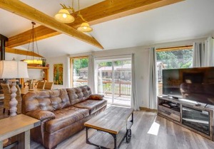 Stunning Ouray Escape with Panoramic Mountain Views!