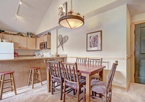 Stunning Views, Next to Lift! 2 Outdoor Hot Tubs & Entertainment Area - CS210