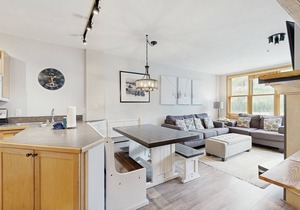 Stylish and Bright Condo in the Heart of Keystone’s River Run Village