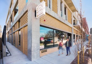 Stylish Flat! Walk to Restaurants/Shops & Cafes!