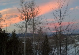 SUMMER IN THE ROCKIES! 2BR/2BA-HIKE, BIKE, GOLF, FISH-GREAT LOCATION!