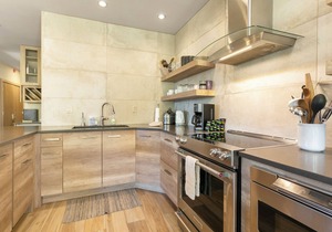 SunVail 24D - Pristine Newly Remodeled Condo, Heated Pool and Hot Tubs