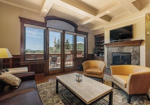 The Victoria 4 Condo