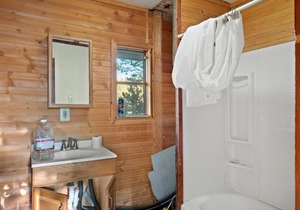 This cabin is a 3 bedroom(s), 2 bathrooms, located in Grand Lake, CO.