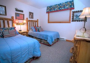 Three-Bedroom Condo - Whetstone 301