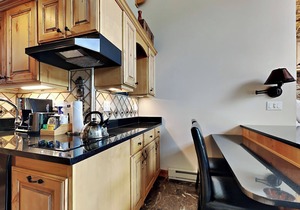 🌲Timberline 317 Studio Loft Deluxe ~ Hot Tub~Pool~WiFi~Ski-in/out~Local Shuttle🌲