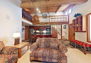 Timberline Condominiums 2 Bedroom plus Loft 3 Bath Deluxe Unit B3H
