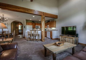 Tranquil Mountain Haven