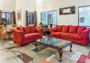 Travelodge by Wyndham Longmont