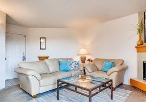 Two Bedroom, Two Bath Condo in heart of DTC (Greenwood Village)