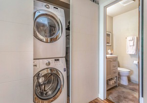 Two Bedroom Two Bath Amazing Condominium with deck and great mountain views.