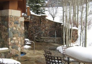 Updated Mtn Modern Decor: Sleeps 4-6: BEST Ski in/out Location: