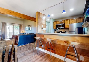 Updated, Top-Floor Condo w/Gas Fireplace, Shared Pool/Hot Tub - Walk to Shuttle