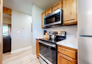 Updated, Top-Floor Condo w/Gas Fireplace, Shared Pool/Hot Tub - Walk to Shuttle