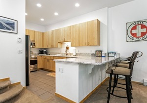 Vail Modern Spacious Multi-level Villa, SAV4D