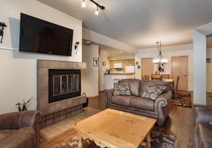 Village Center 414