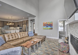 Winter Park Area Retreat, Walk to Ski Shuttle